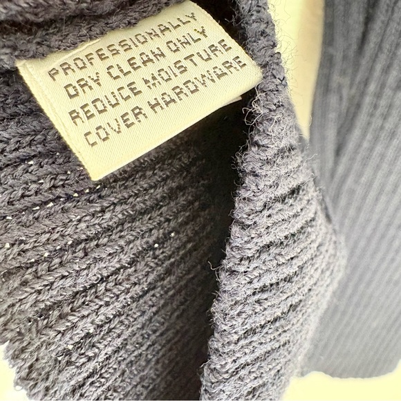 St John Sport Navy Blue Ribbed White Collar Nautical Sweater - Picture 5 of 7